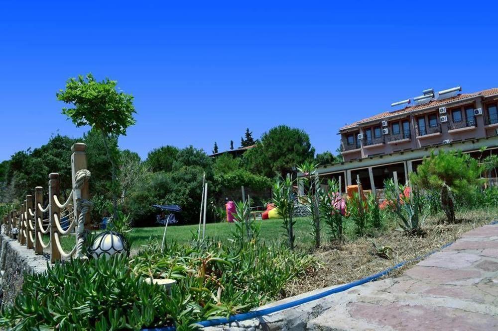Limonata Hotel Assos Екстериор снимка
